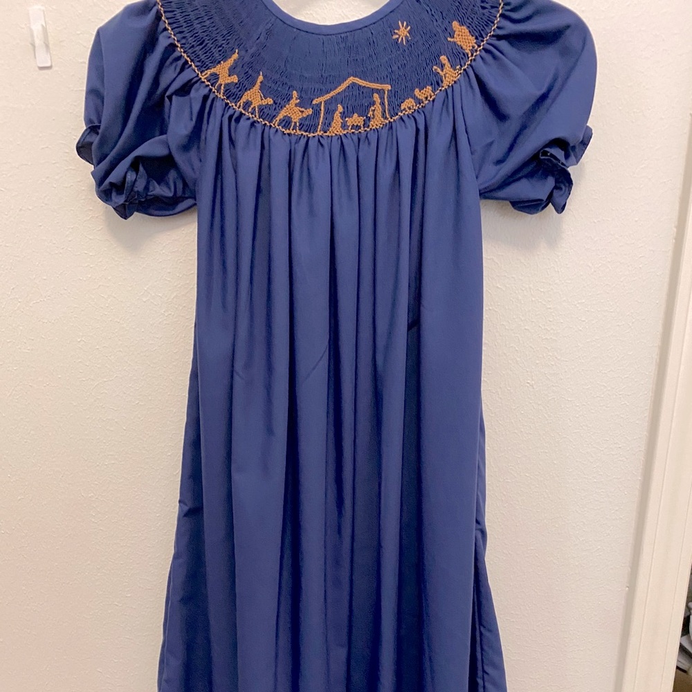 Girls Christmas Dress. NEVER WORN